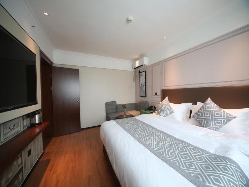 Gma Hotel Shanghai Wuning Road Zhenping Road Metro Station Экстерьер фото